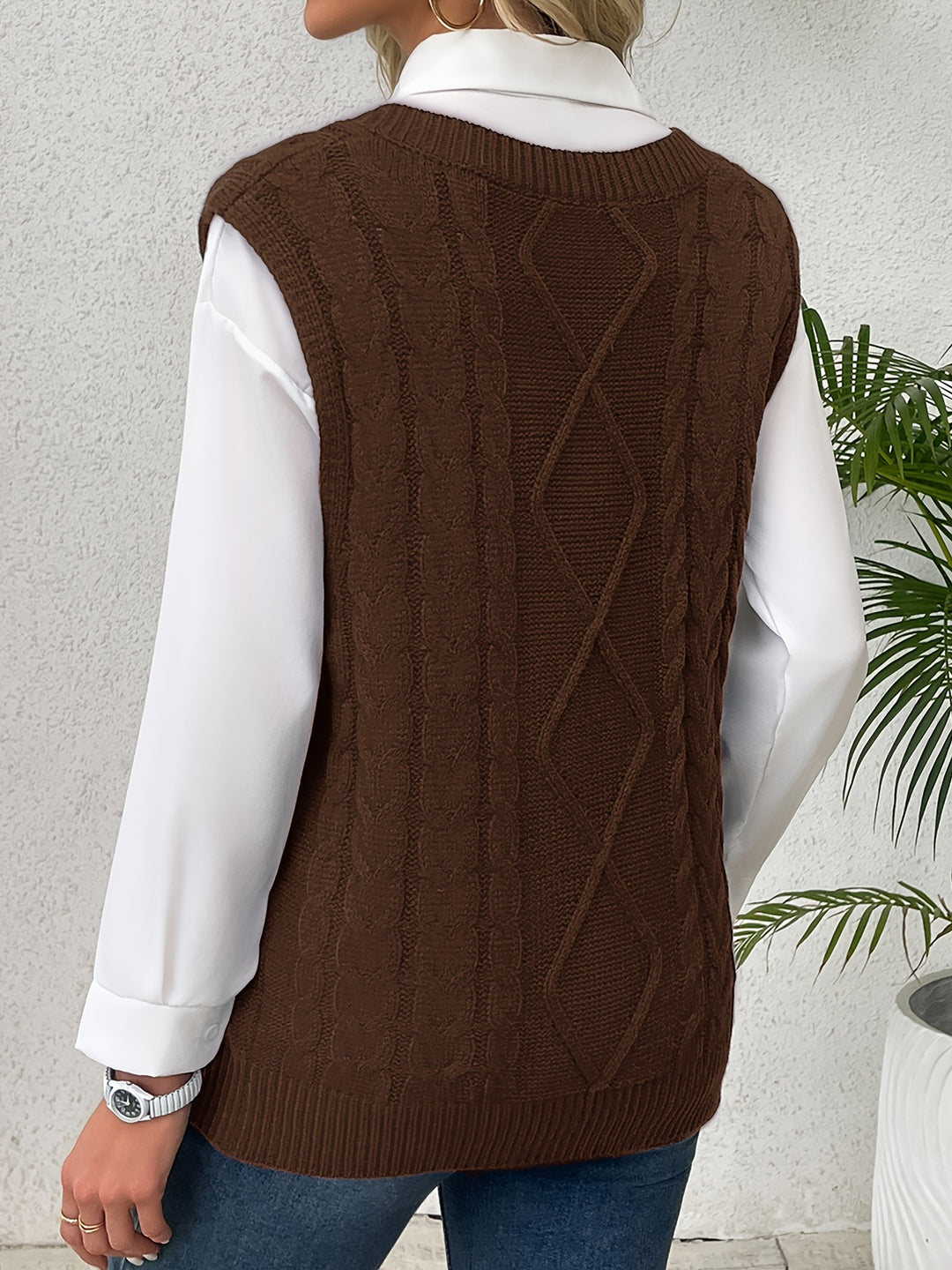 Vivian | Cable-Knit V-Neck Sweater Vest