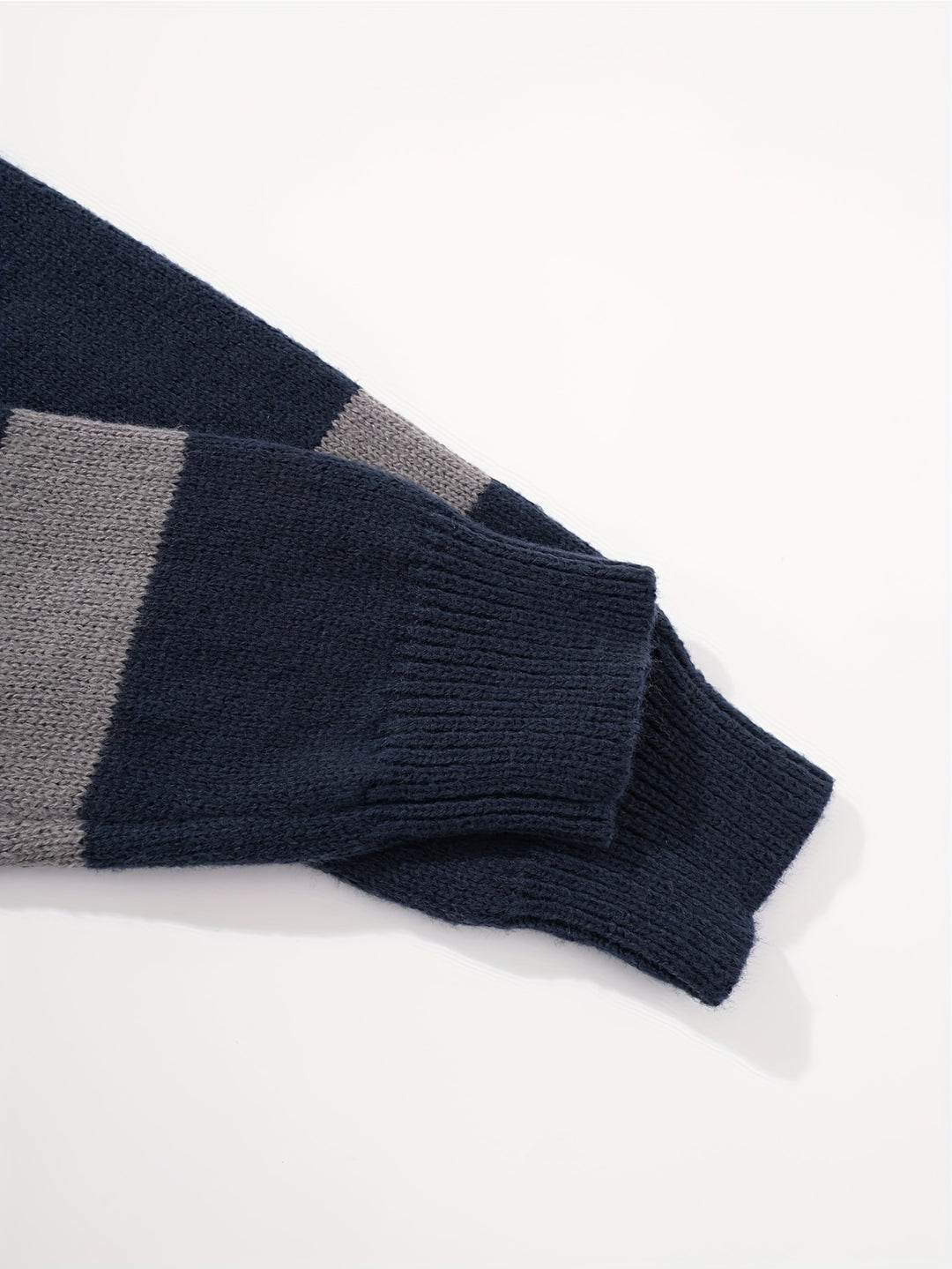 Malcolm | Classic Cable-Knit Jumper