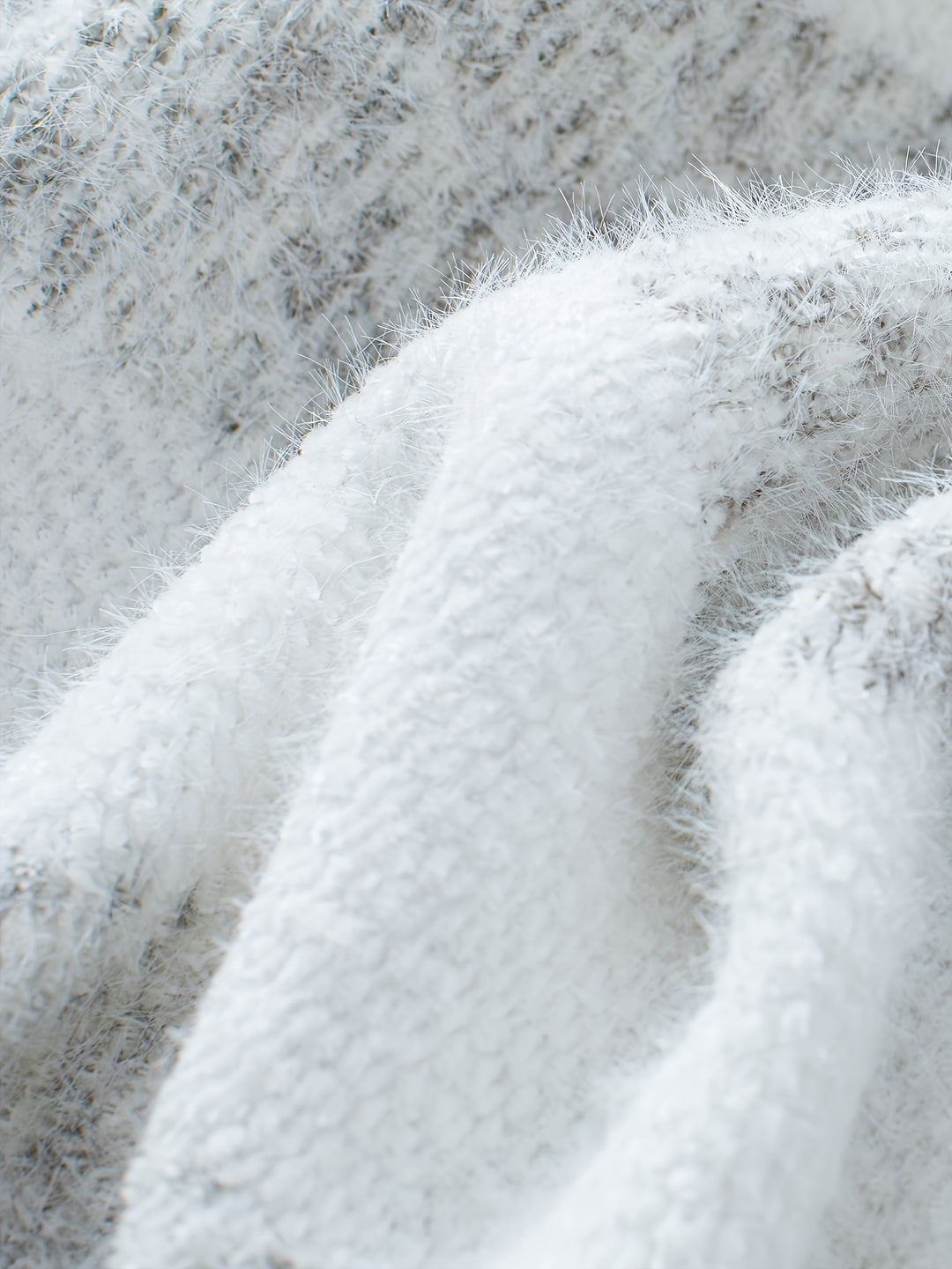 Elin | Cosy High-Neck Sweater
