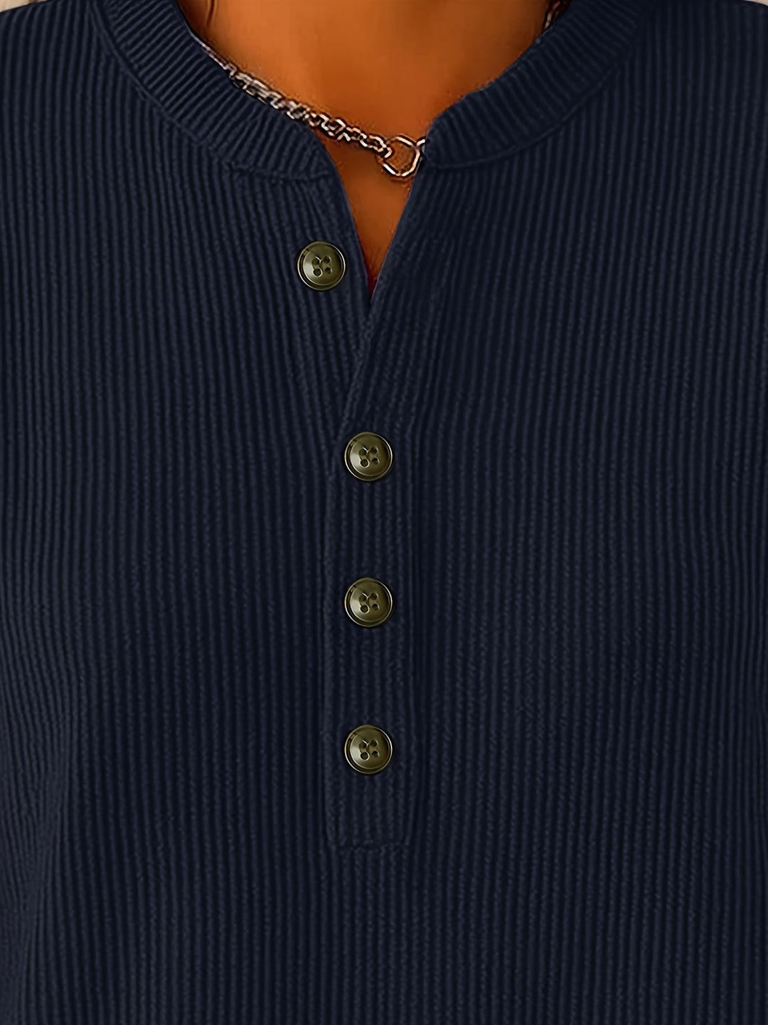 Corinne | Relaxed Button-Detail Top