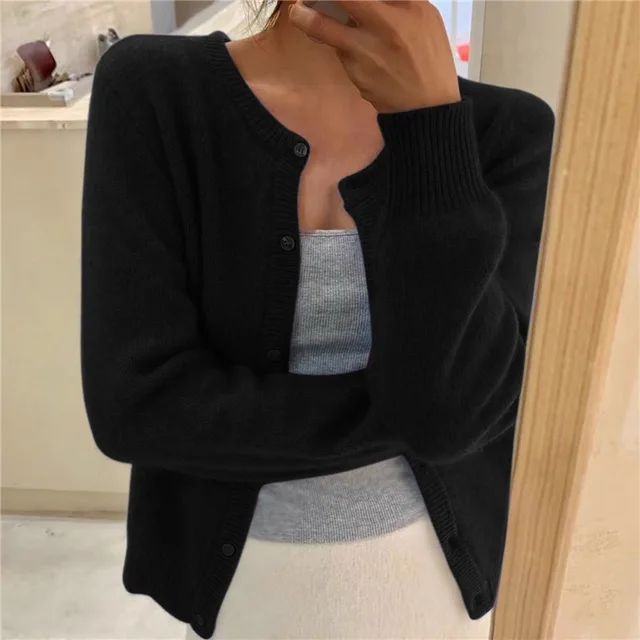 Antoinette | Soft Round-Neck Cardigan