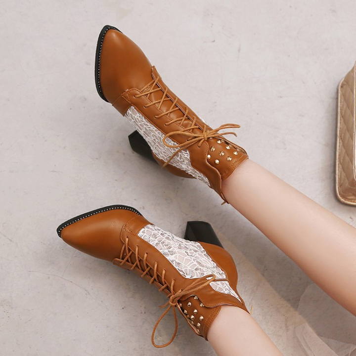 Patricia | Refined Lace-Up Heeled Boots