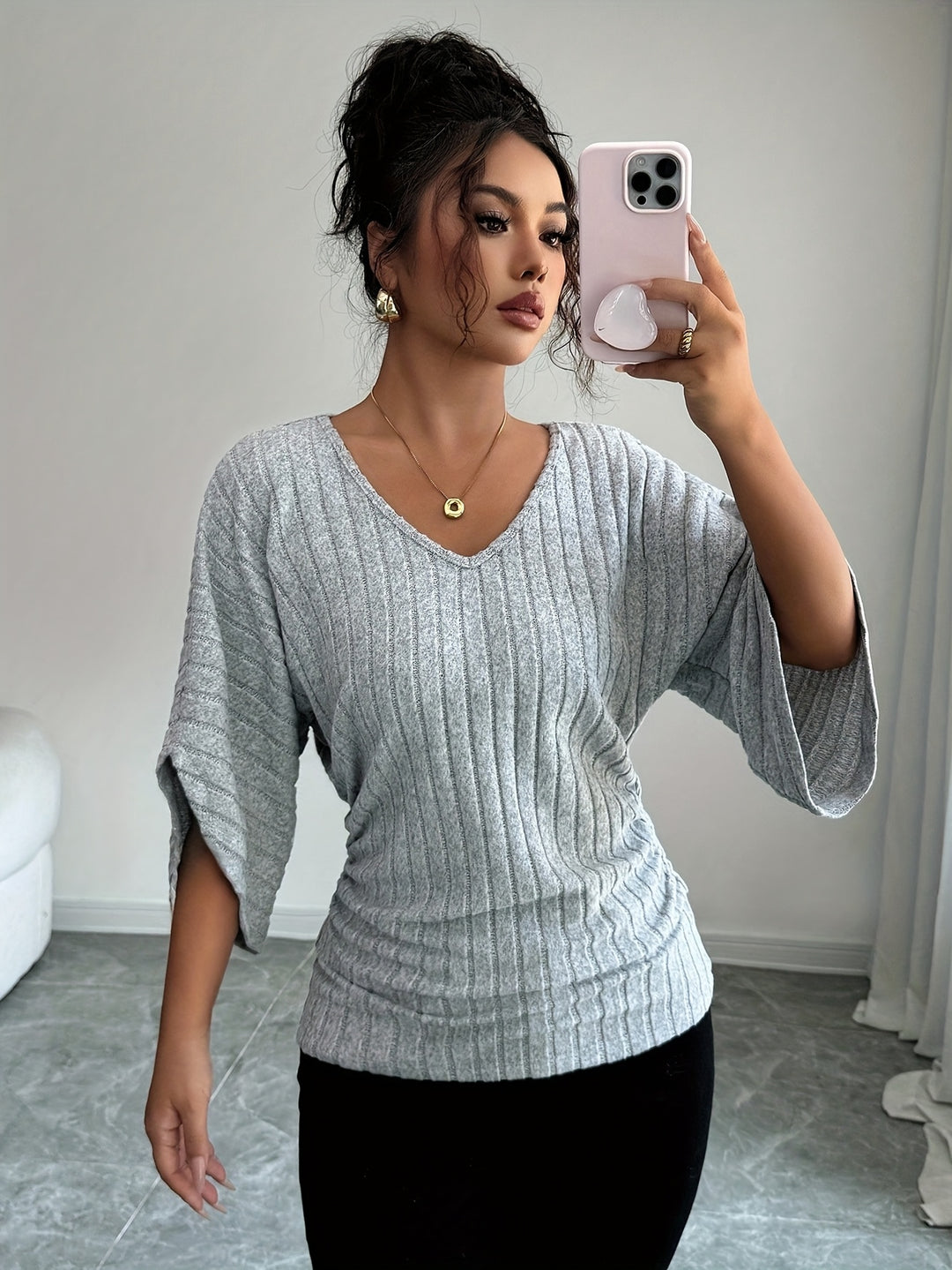 Sybil | Relaxed Ribbed V-Neck Top