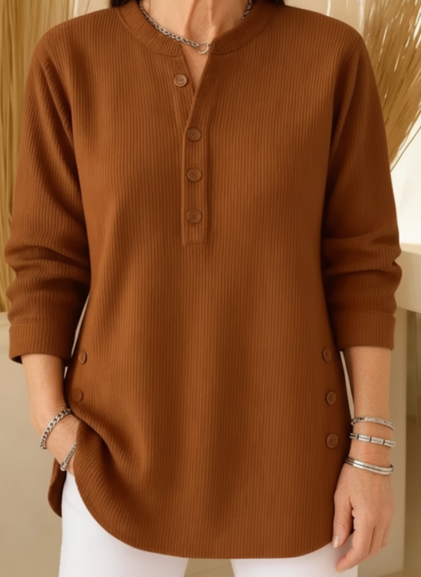 Rhiannon | Ribbed Button-Detail Tunic