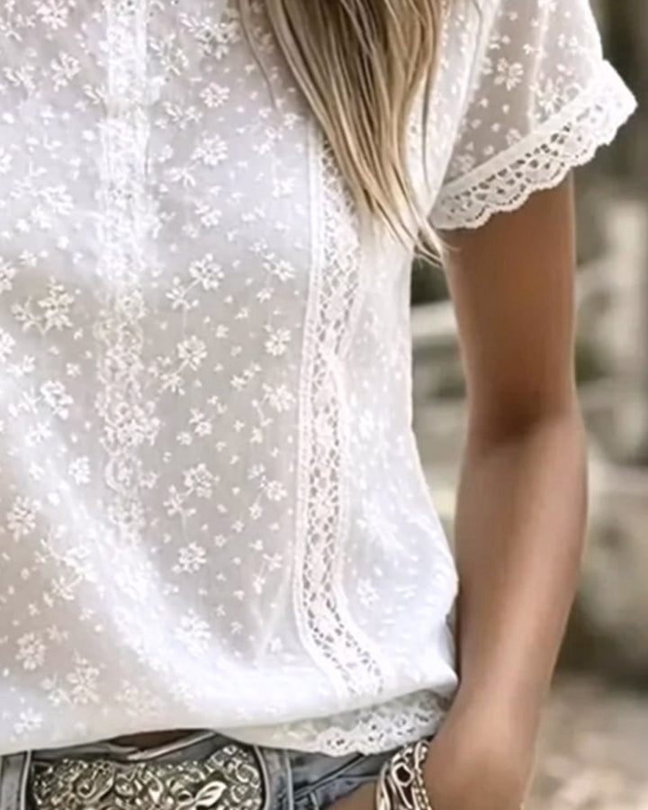 Aria | Delicate Lace-Trim Blouse