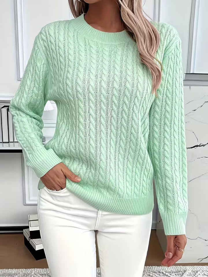 Ivy | Cosy Cable-Knit Sweater