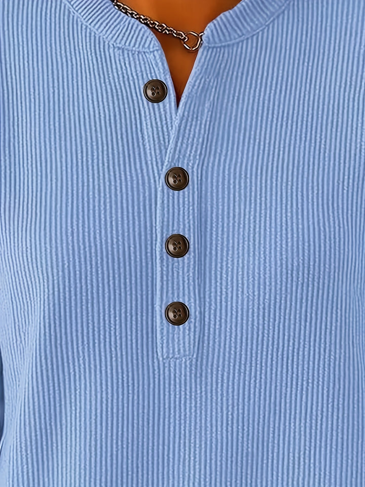 Corinne | Relaxed Button-Detail Top