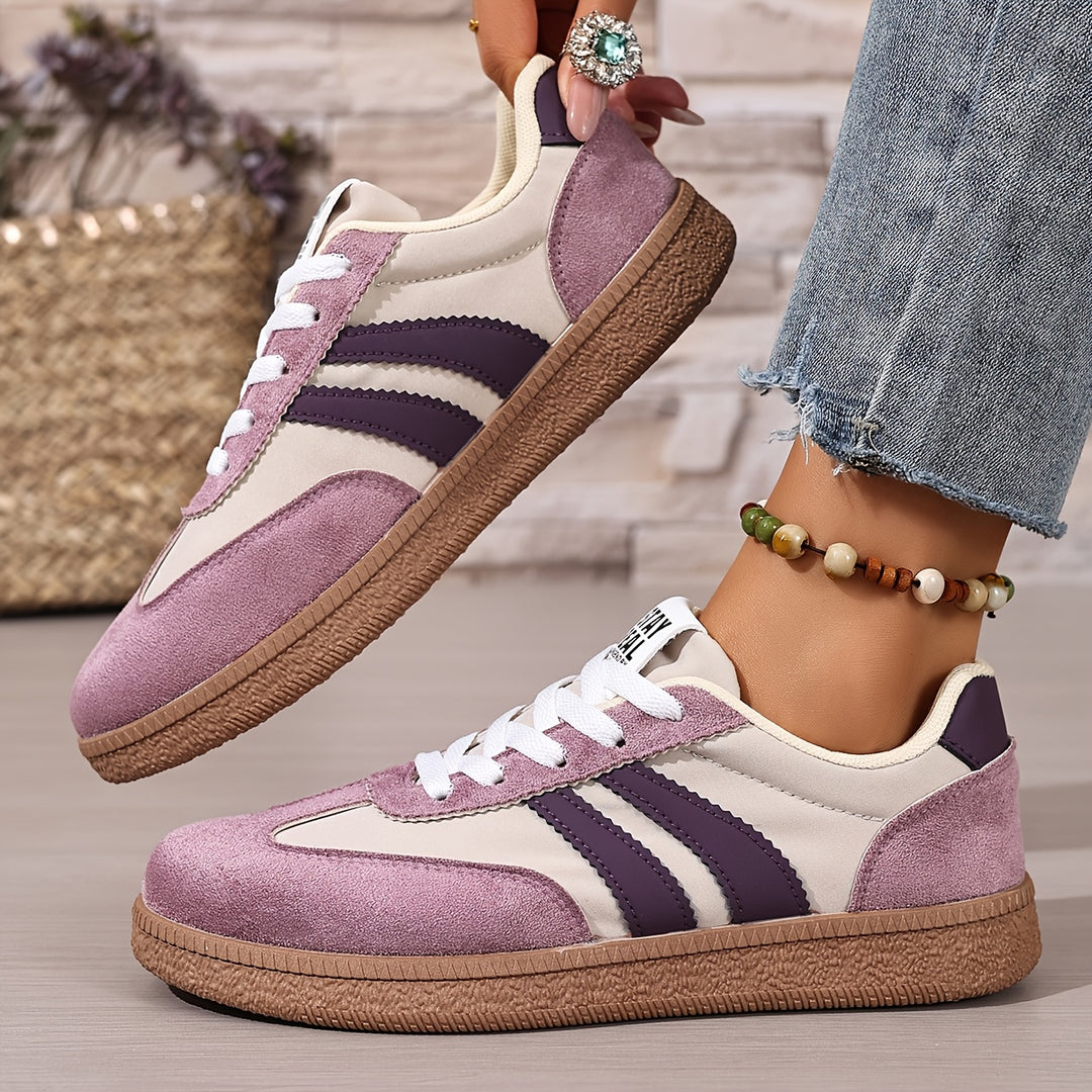 Noreen | Classic Striped Sneakers