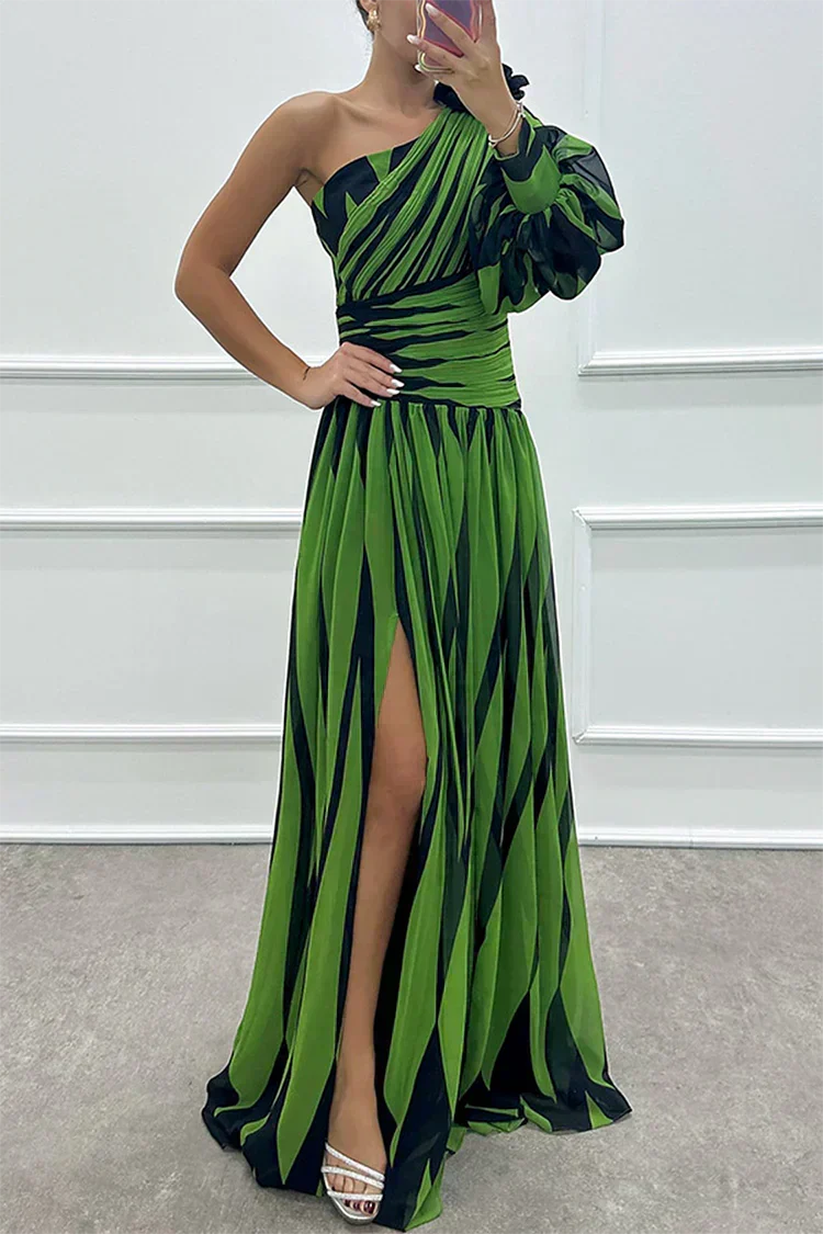 Amelie | Flowing One-Shoulder Maxi Dress