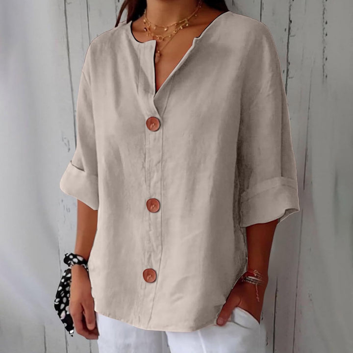Genevieve | Relaxed Button-Front Blouse