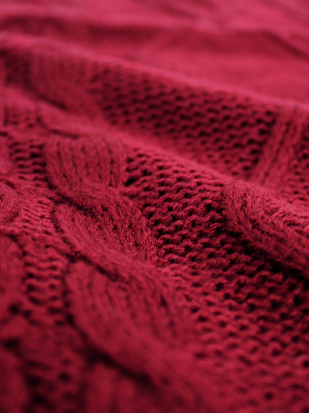 Vivian | Cable-Knit V-Neck Sweater Vest