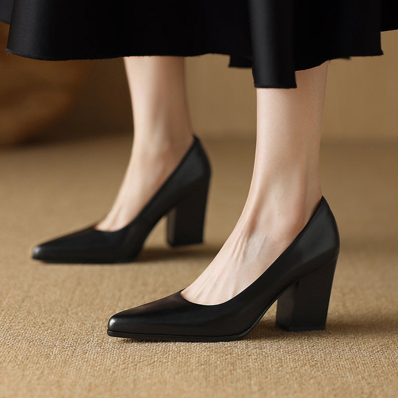 Vivienne | Timeless Block-Heel Pumps