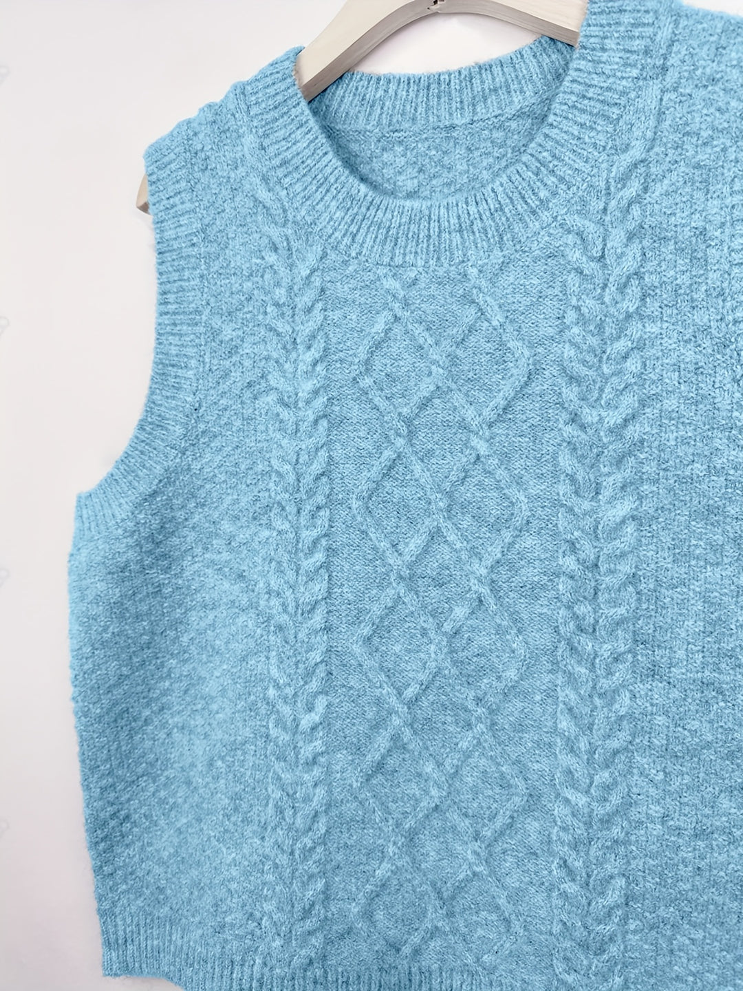 Evelina | Cable-Knit Vest