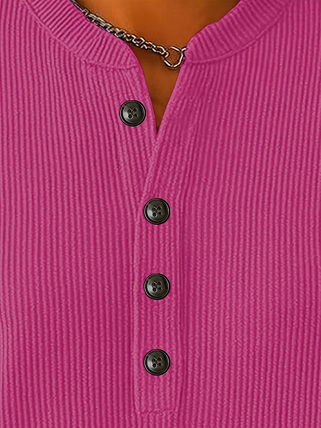 Corinne | Relaxed Button-Detail Top