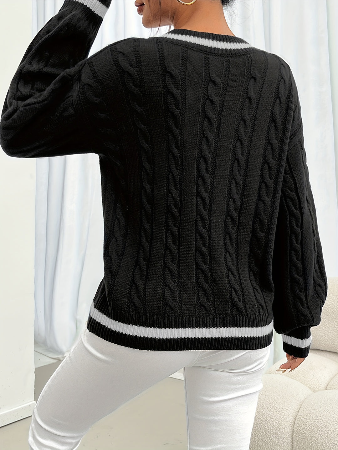 Laurel | Cable-Knit V-Neck Jumper
