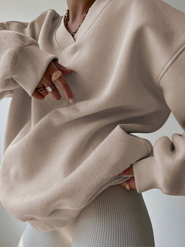 Corinthia | Relaxed V-Neck Sweatshirt