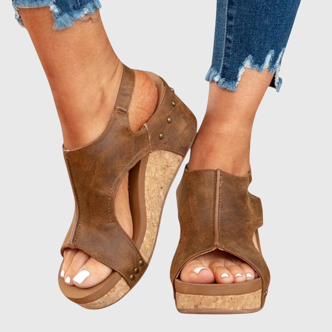 Della | Open-Toe Comfort Sandals