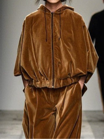 Delphinia | Relaxed Hooded Two-Piece Set