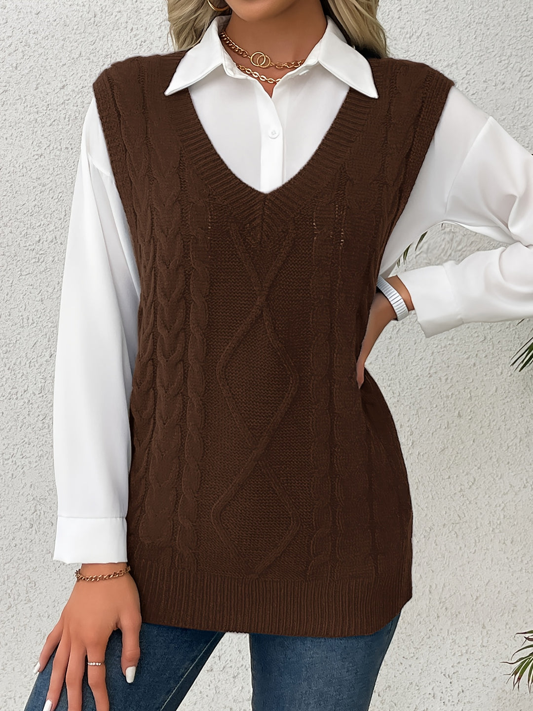 Vivian | Cable-Knit V-Neck Sweater Vest