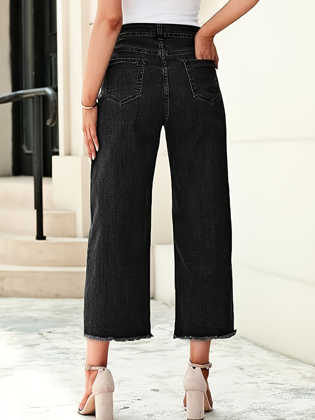 Priya | Cropped Straight-Leg Jeans