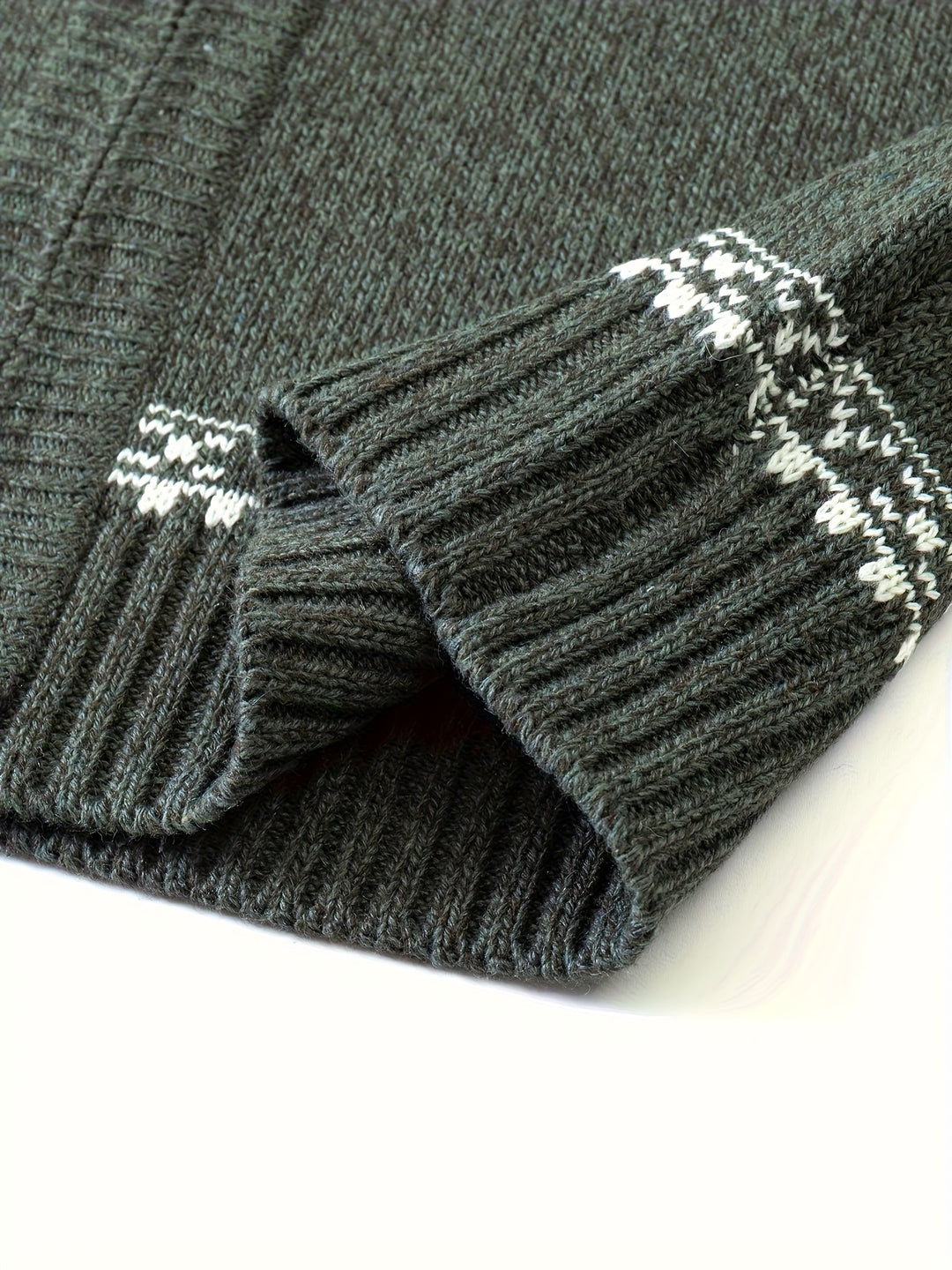 Reuben | Nordic-Pattern Zip Cardigan