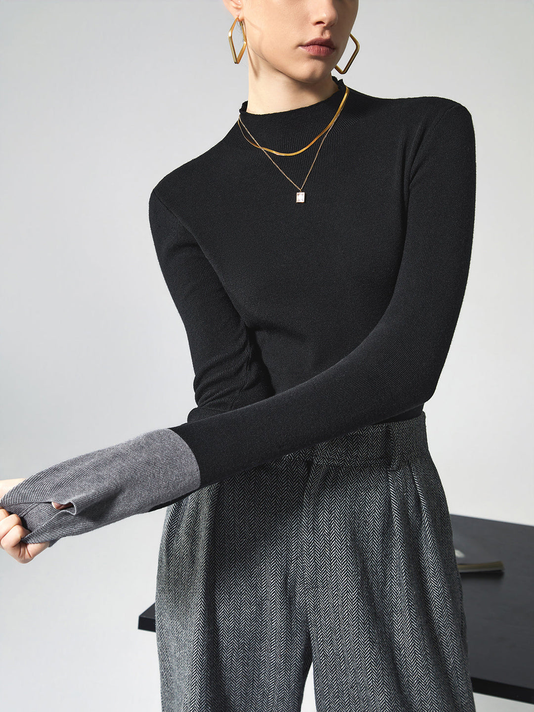 Annette | Contrast-Cuff Mock Neck Jumper