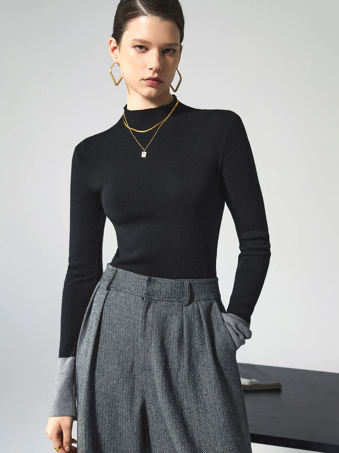Annette | Contrast-Cuff Mock Neck Jumper