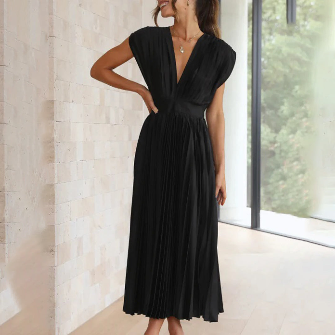 Estella | Elegant Pleated Midi Dress