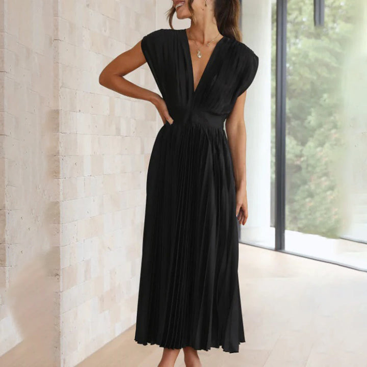 Estella | Elegant Pleated Midi Dress