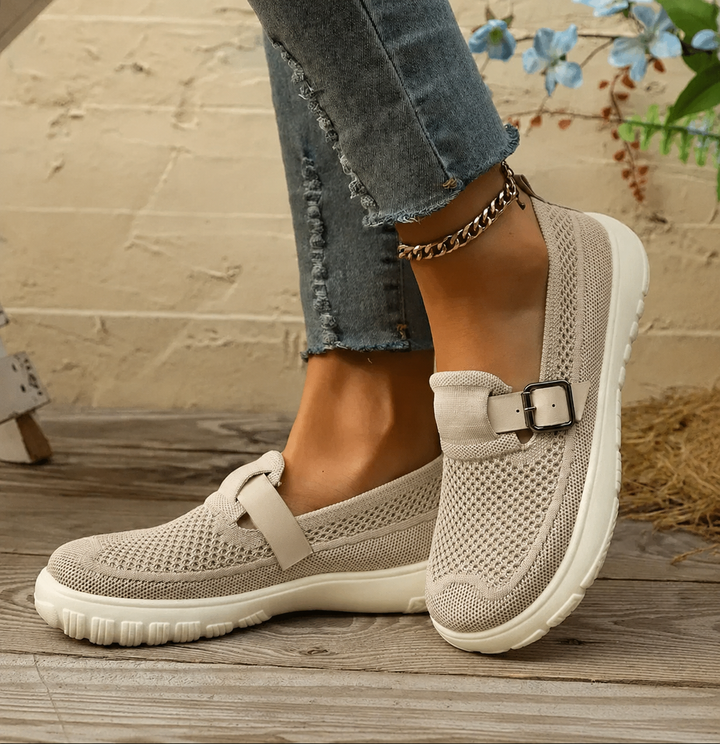 Daphne | Buckle-Strap Comfort Shoes
