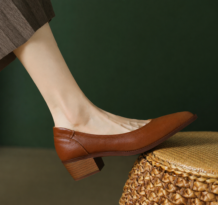Astrid | Refined Pointed-Toe Block Heel Pumps