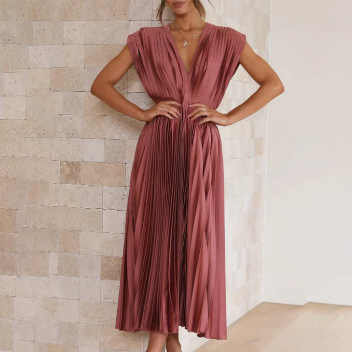 Estella | Elegant Pleated Midi Dress