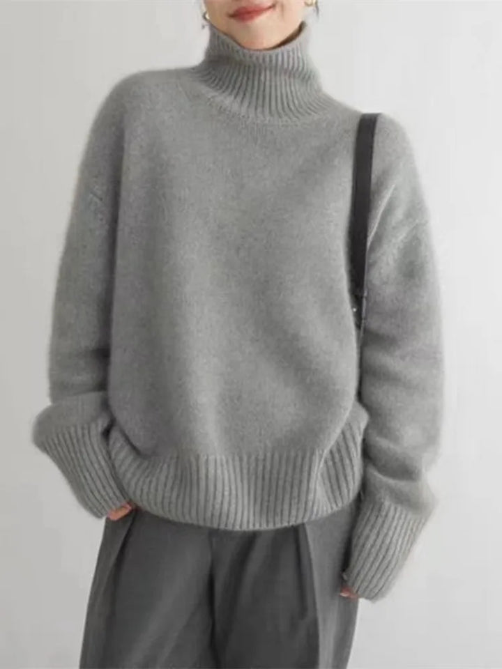 Maura | Relaxed Roll-Neck Sweater