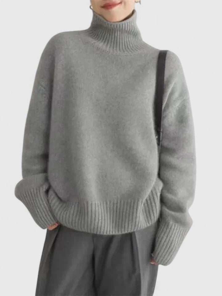Brontë | Relaxed Roll-Neck Sweater