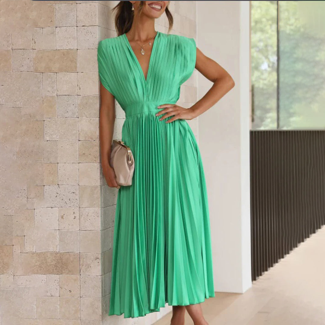 Estella | Elegant Pleated Midi Dress