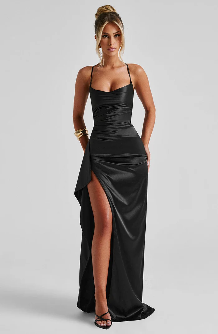 Leontine | Flowing Maxi Dress