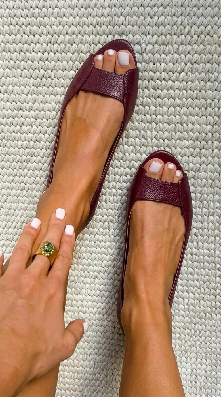 Hazel | Peep-Toe Comfort Flats
