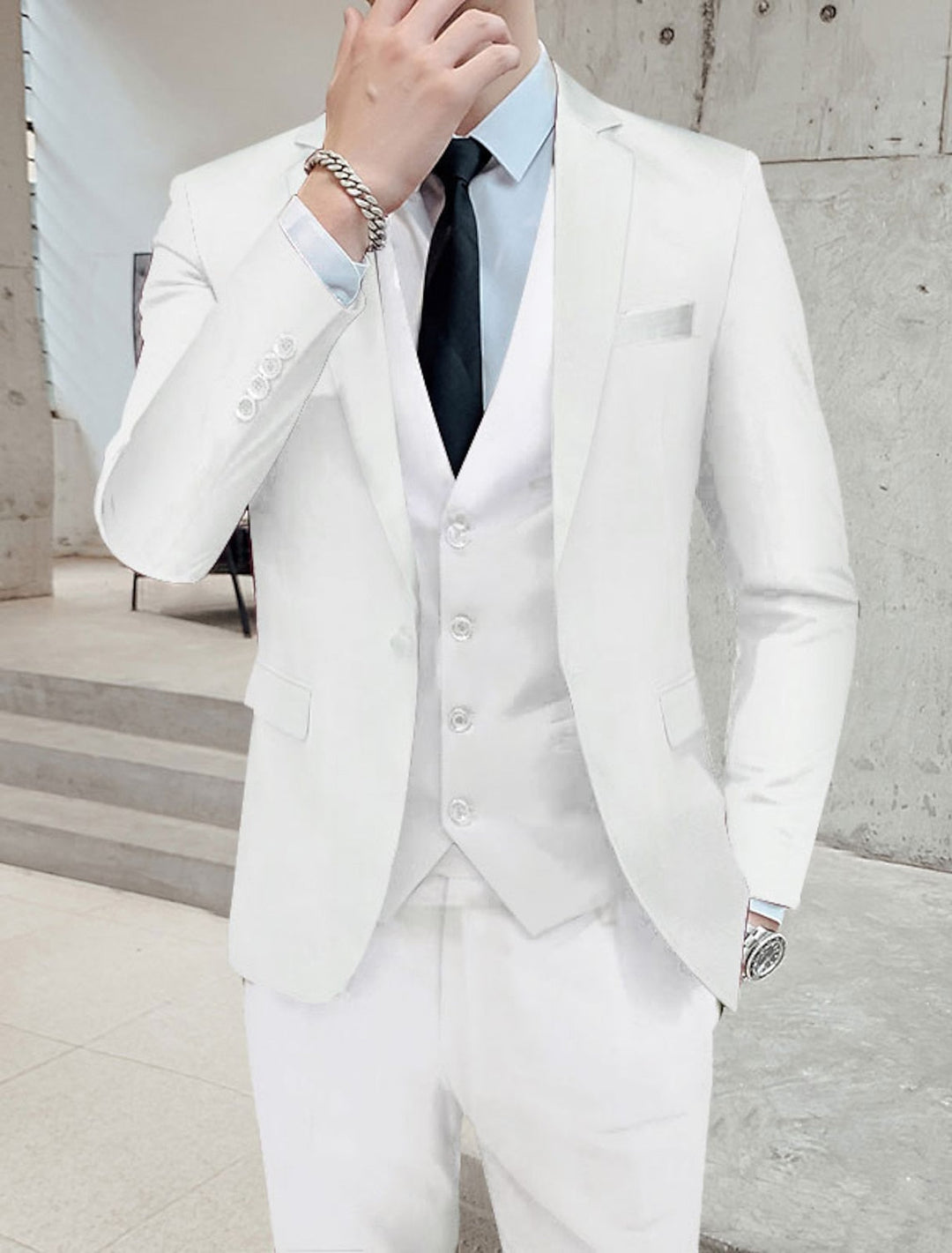 Ellis | Refined Three-Piece Suit