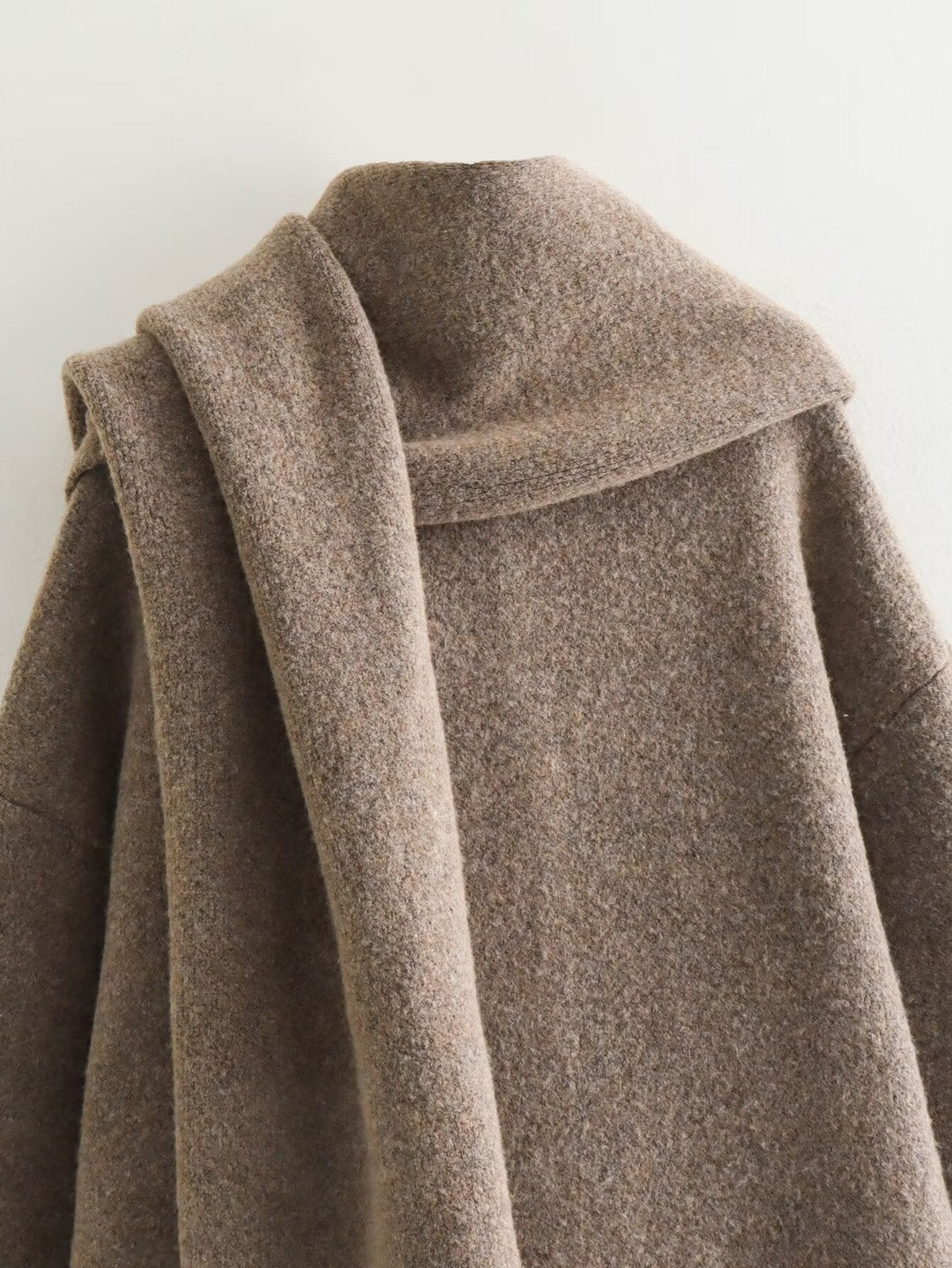 Delphine | Cosy Scarf-Collar Coat