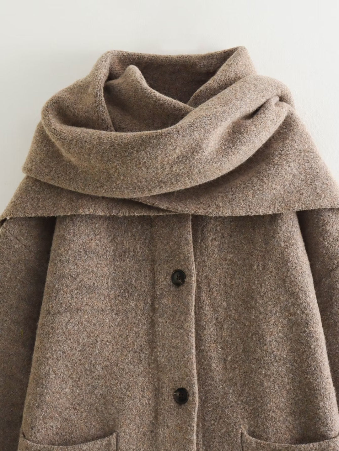 Delphine | Cosy Scarf-Collar Coat