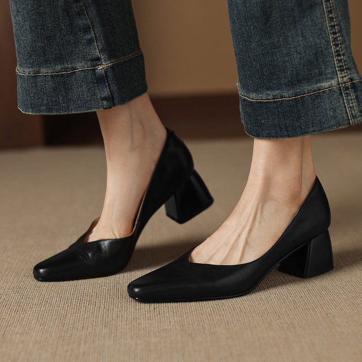 Lila | Pointed Block-Heel Heels