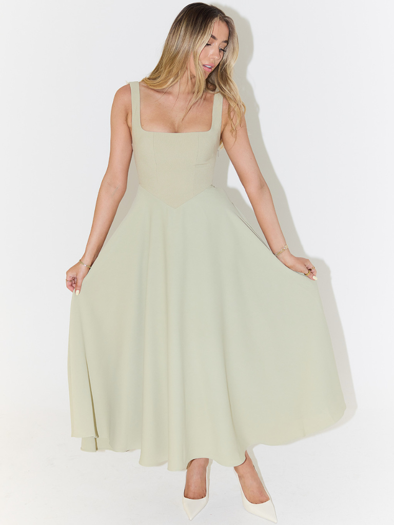 Genevieve | Timeless Fit-and-Flare Midi Dress