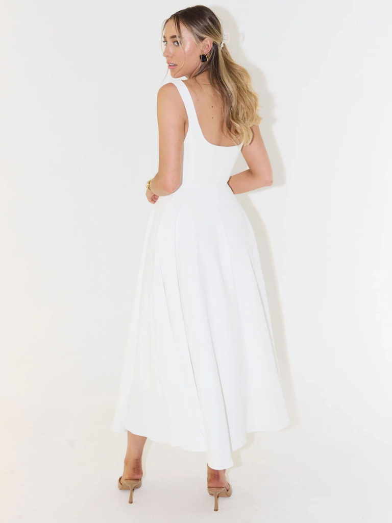 Genevieve | Timeless Fit-and-Flare Midi Dress