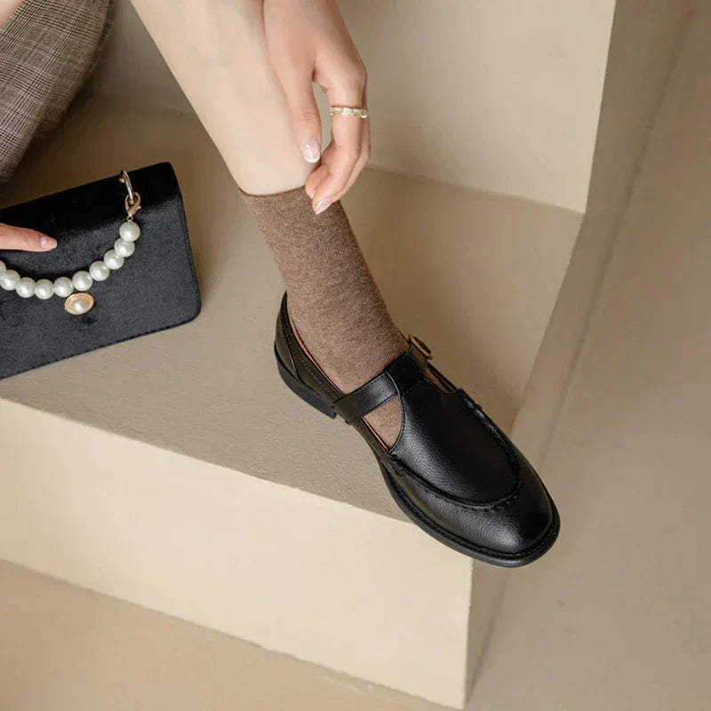 Blanche | Round-Toe T-Strap Mary Janes