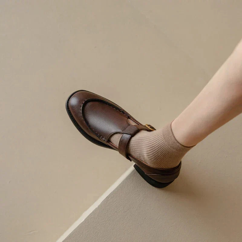 Blanche | Round-Toe T-Strap Mary Janes