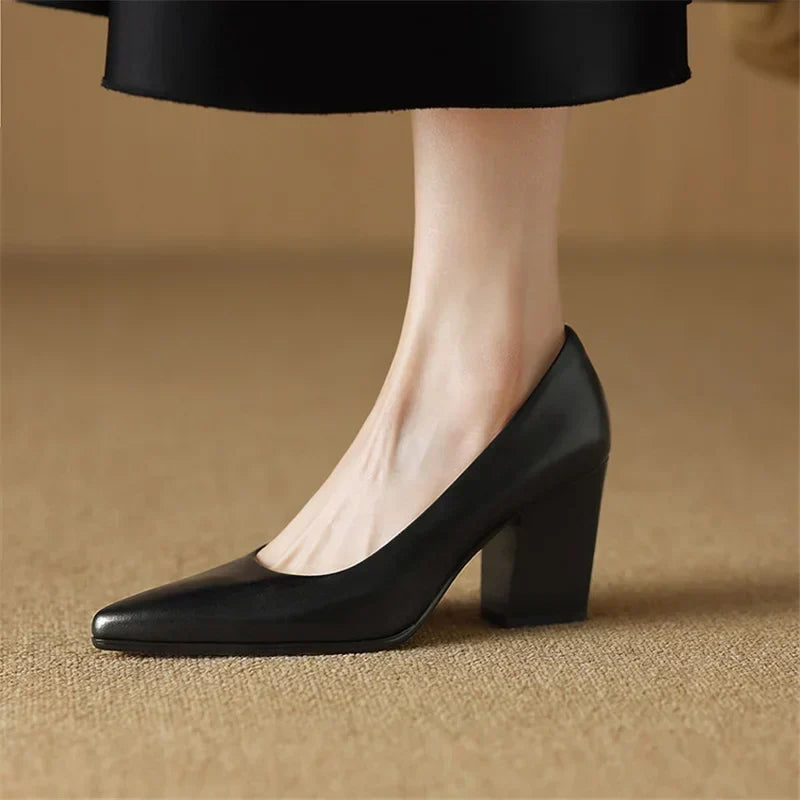 Vivienne | Timeless Block-Heel Pumps