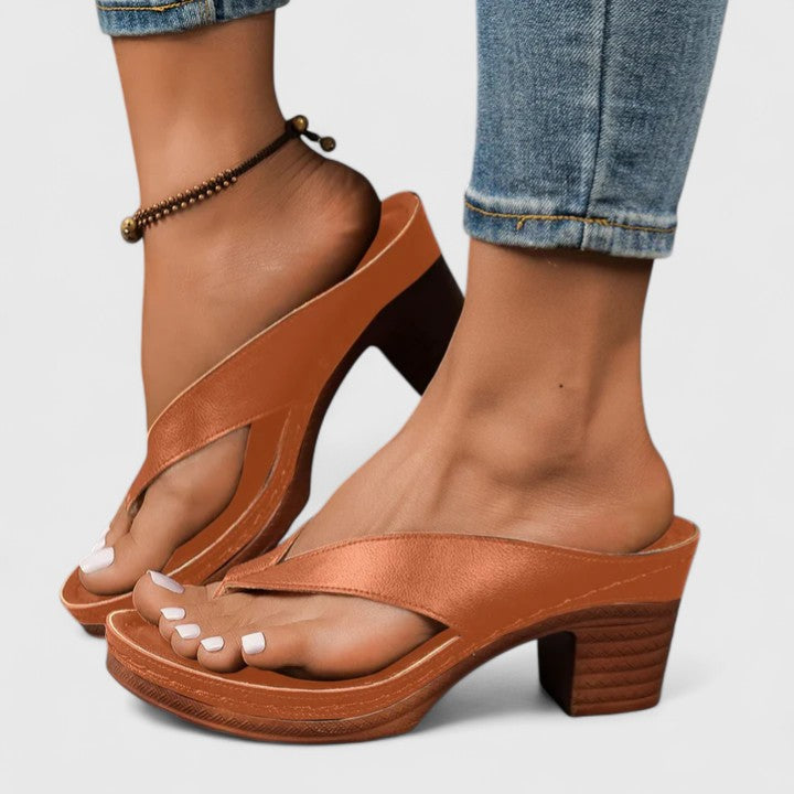 Vivian | Block-Heel Thong Sandals