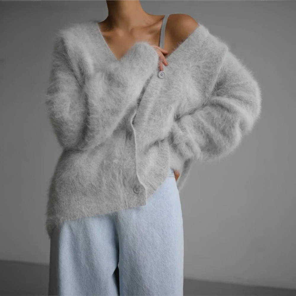 Gillian | Relaxed V-Neck Cardigan