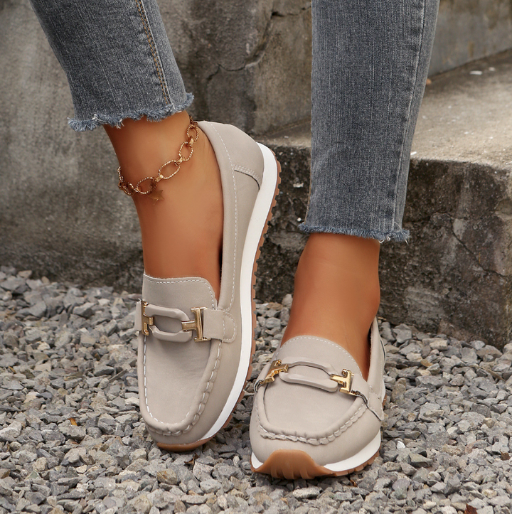 Grace | Chain-Detail Loafers