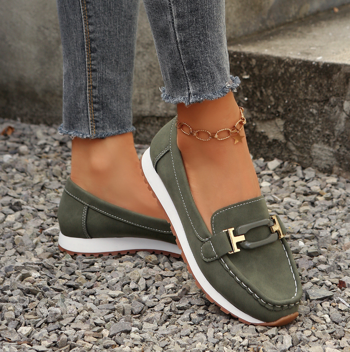 Grace | Chain-Detail Loafers
